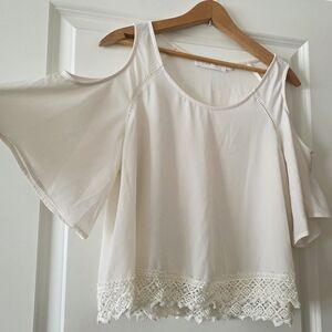 ASTR The Label Boho Crochet Open Shoulder Blouse Off White Womens M Cottage Core